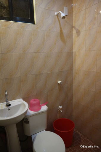 Bathroom 3, AJ Travellers Inn, Malay
