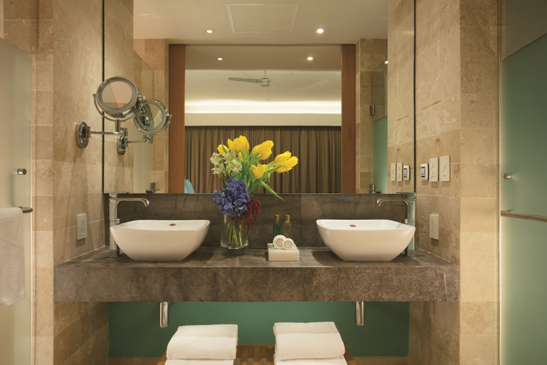 Bathroom 4, Dreams Playa Mujeres Golf & Spa Resort - All Inclusive, Isla Mujeres