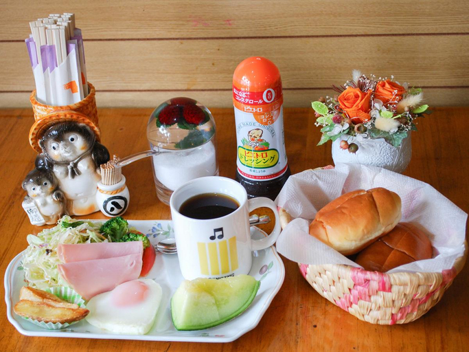 Food & Drinks 5, Pension Cotton 100, Nara