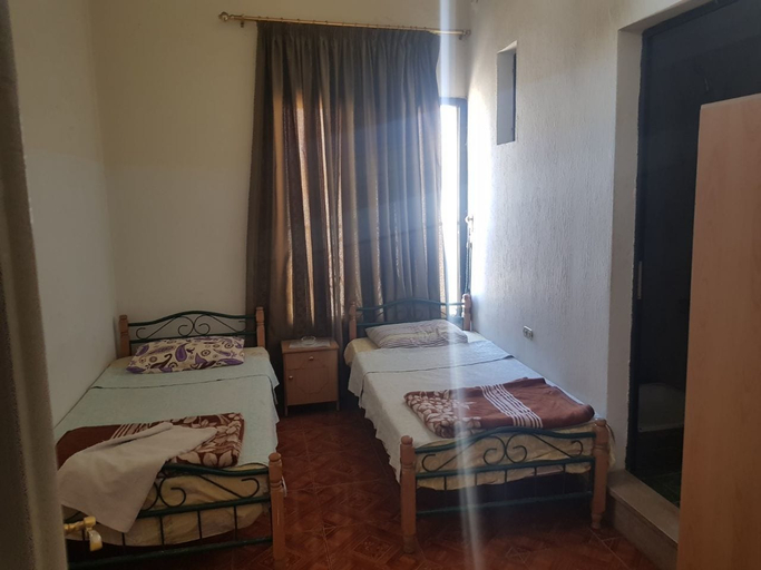 Bedroom 2, Jammal Hotel, Baalbeck