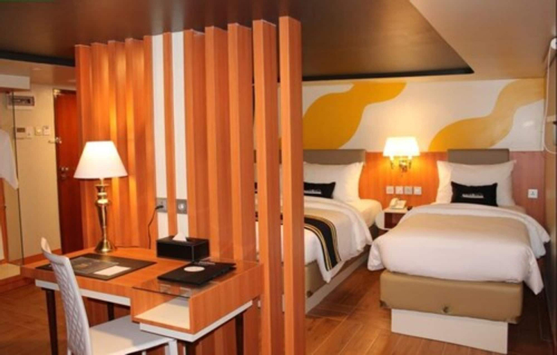 Bedroom 30