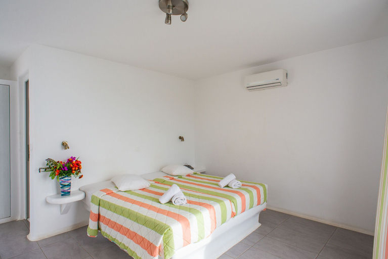 Bedroom 2, New Paradise Beach Resort- Adults Only, South Aegean