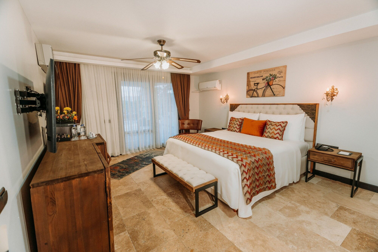 Bedroom 4, Doors Urla Hotel & Bungalows, Urla