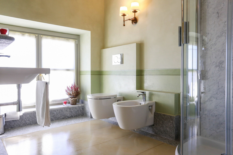 Bathroom 4, NaturalMente Wine Resort, Asti