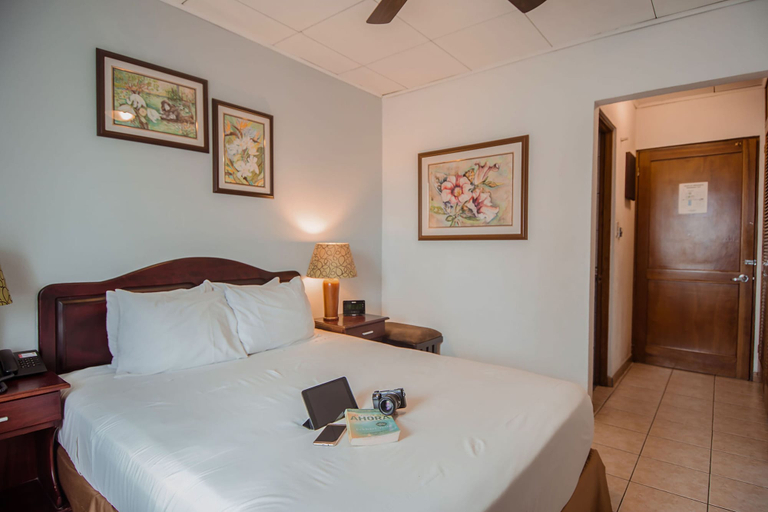 Bedroom 4, La Sabana Hotel Suites Apartments, San José