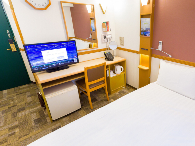 Bedroom 2, Toyoko Inn Yokohama Kannai, Yokohama