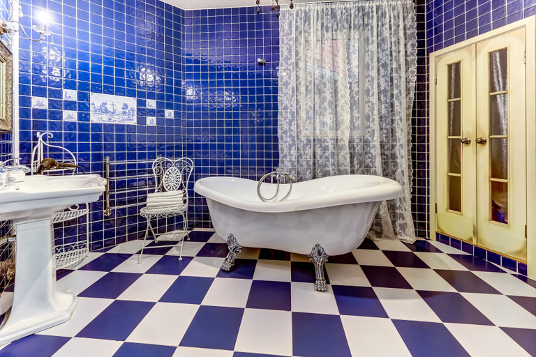 Bathroom 4, Apartments Vesta by Kazansky Cathedral, Sankt-Peterburg gorsovet