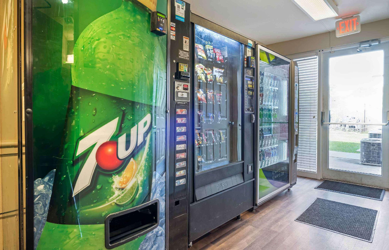 Food & Drinks 3, Extended Stay America Suites - Indianapolis - Northwest - I-465, Indianapolis
