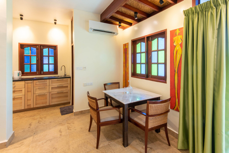 Dining Room 8