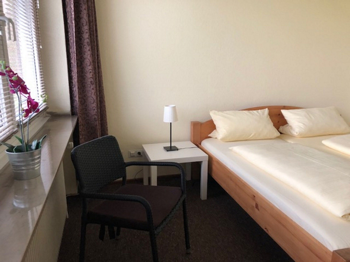 Bedroom 3, Hotel am Siebenpfennigsknapp, Unna