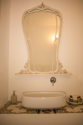Bathroom 4, Scilla Maris Charming Suites-Restaurant, Syracuse