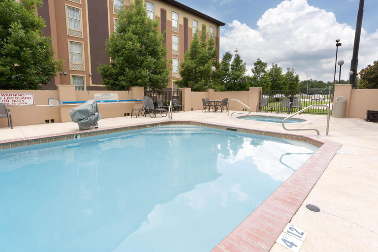 Sport & Beauty, Drury Inn & Suites Lafayette, LA, Lafayette