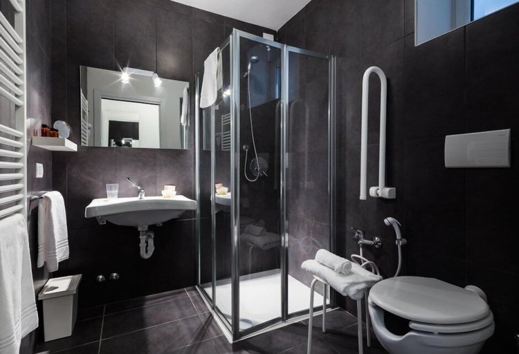 Bathroom 3, Residence Peloni, Arezzo