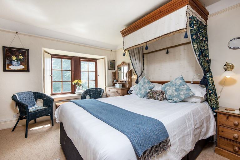 Bedroom 2, Beechenhill Farm, Staffordshire