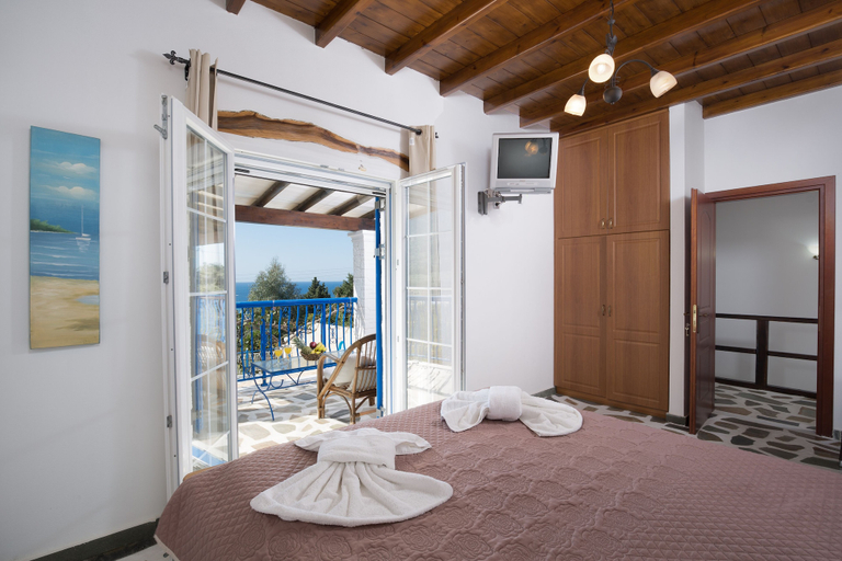 Bedroom 2, Villa Armonia, Ionian Islands