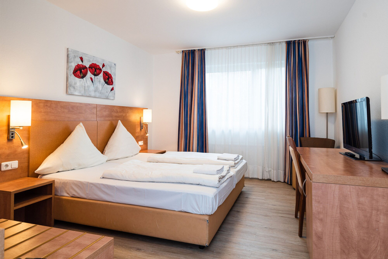 Bedroom 3, G & L Hotel, Dortmund