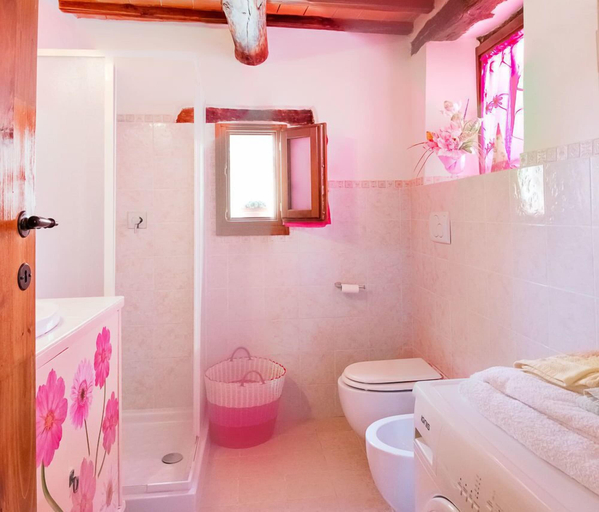 Bathroom, La Ruota, Arezzo