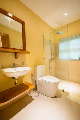 Bathroom 4, Boracay Amor Apartments, Malay