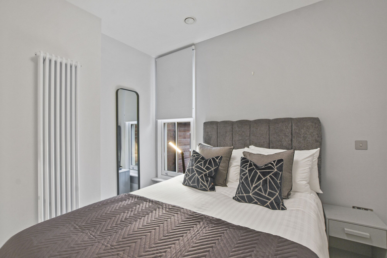 Bedroom 4, VICTORIA HOUSE by Aeria Apartments, Reading