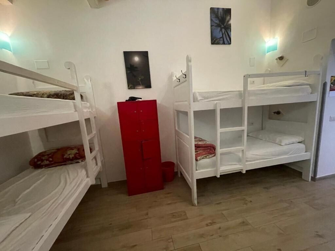 Bedroom 4, Hostel Brikette, Salerno