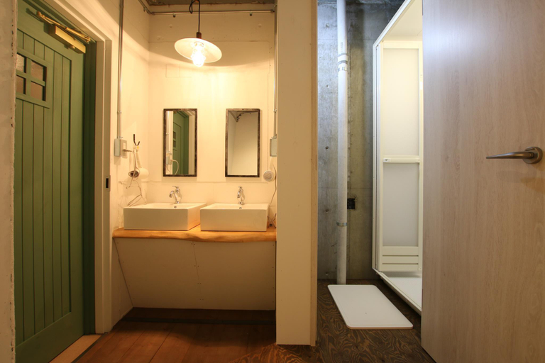 Bathroom 4, 365base Outdoor Hostel, Hamamatsu