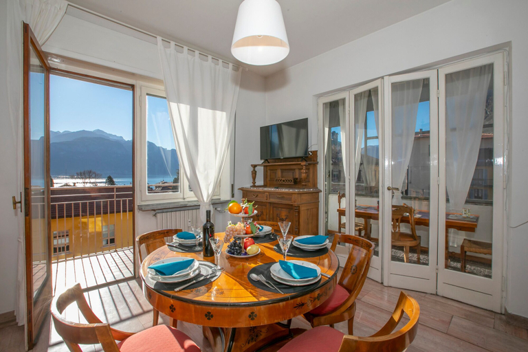 In-room dining 3, La Casa del Vitt, Como