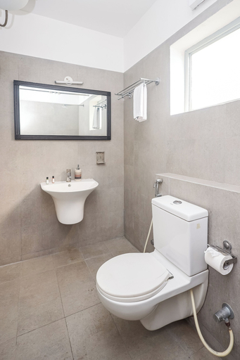 Bathroom 4, Olive Zip Koramangala 100Ft Road by Embassy Group, Bangalore