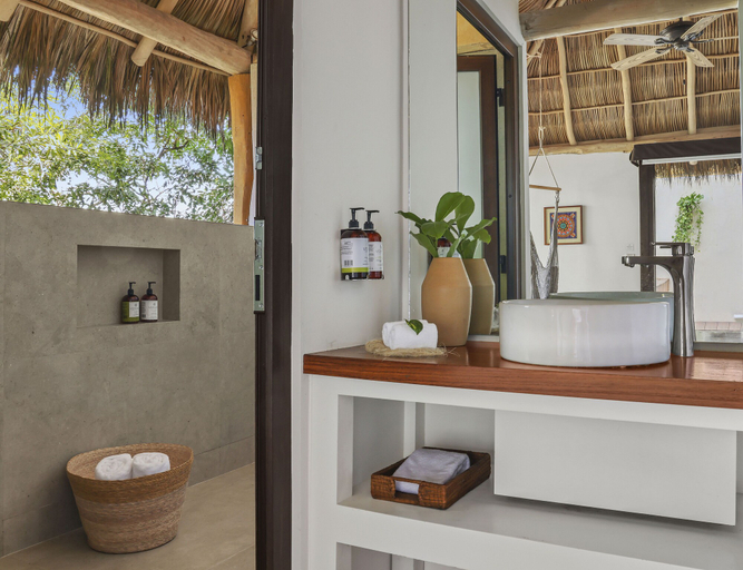 Bathroom 3, Xinalani, Cabo Corrientes