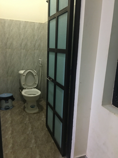 Bathroom 3, Hani House, Pleiku