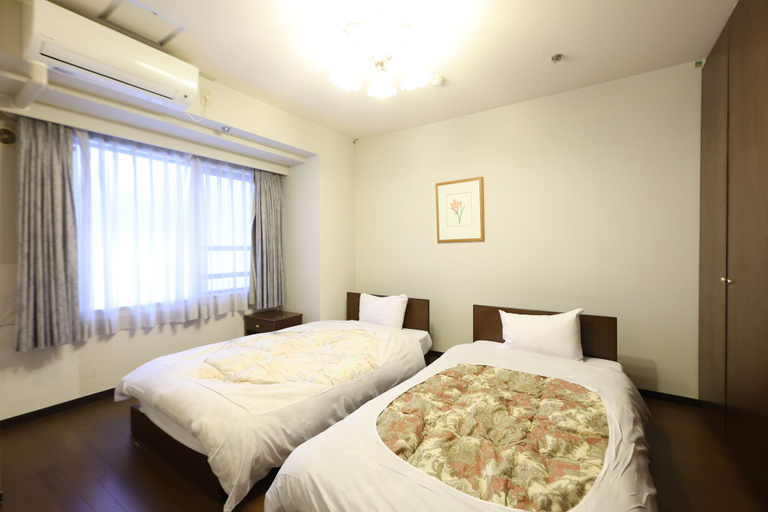 Bedroom 4, Wellness No Mori Ito, Itō