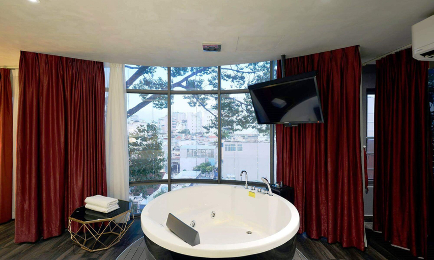 Bathroom 5, Bonita Signature Hotel, District 1