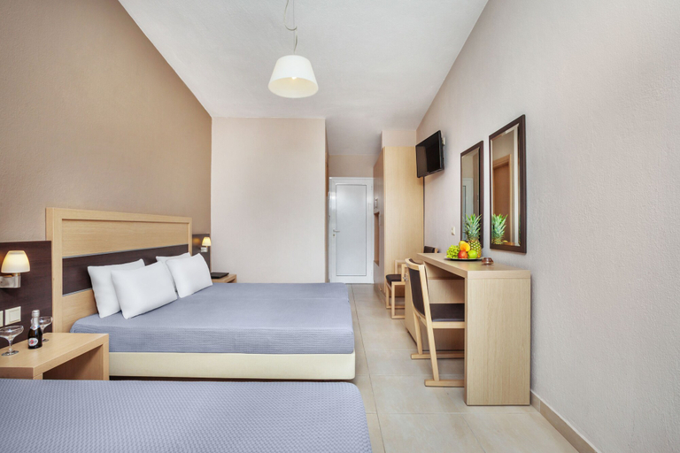 Bedroom 4, Iris Hotel, Central Macedonia