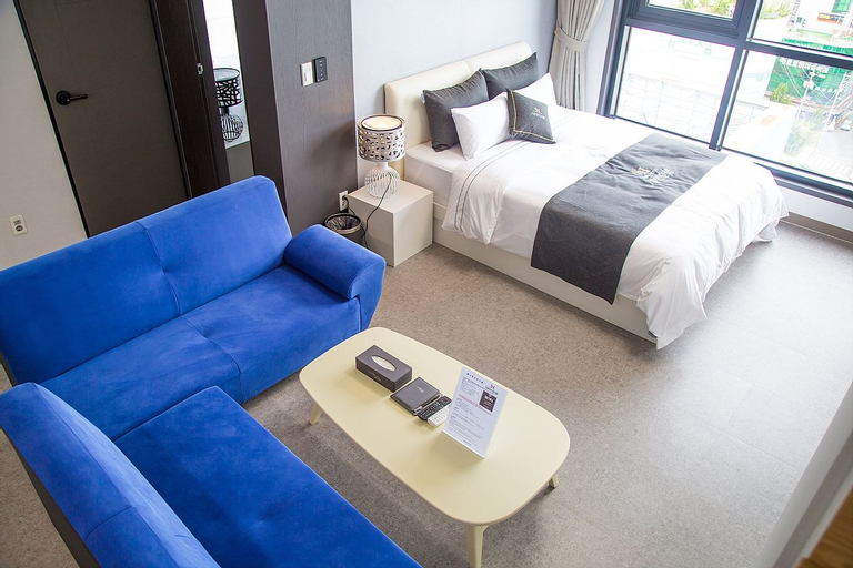 Shine Hotel, Suncheon