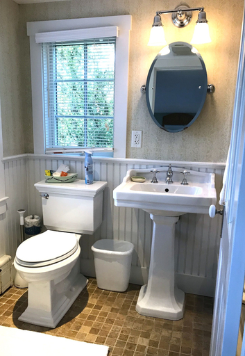 Bathroom 3, The Revere Guest House, Barnstable