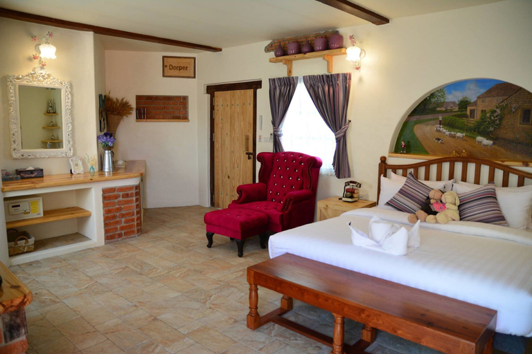 Bedroom 3, Swiss Hotel Pattaya, Sattahip