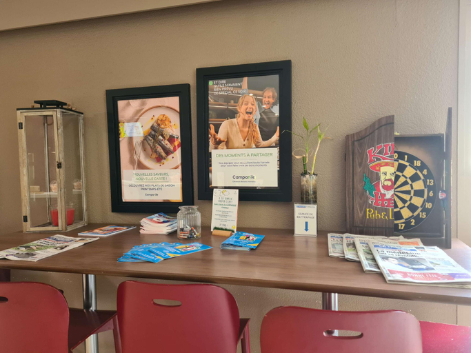Public Area 2, Hotel Campanile Saint Etienne Est - Saint Chamond, Loire