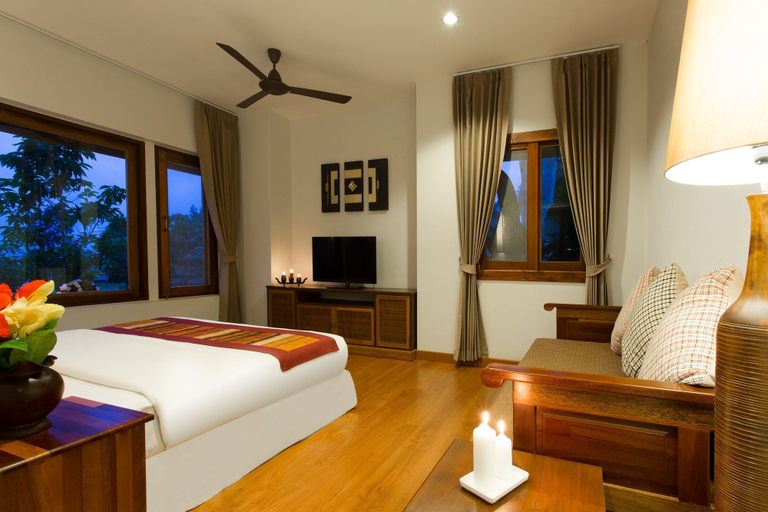 Bedroom 2, Sabaidee Valley, Paksong
