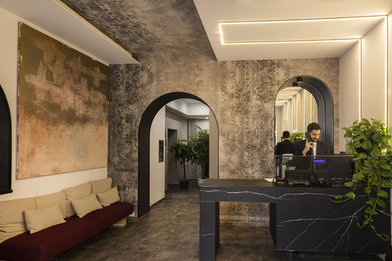 Public Area, Hotel Regno, Rome