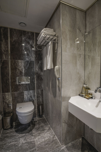 Bathroom 5, Seven Deep Hotel, Çankaya