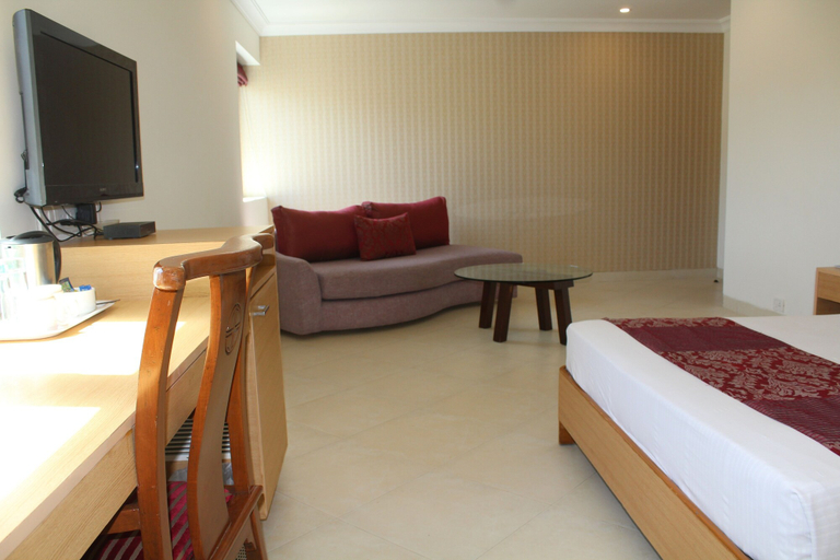 Bedroom 2, The Lotus Apartment Hotels - Burkit Road, Chennai