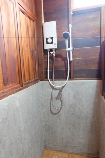 Bathroom 3, Baan Kun Tuad Ko Si Chang, Koh Si Chang