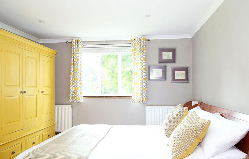 Bedroom 2, Poundgate Park Holiday House, East Sussex