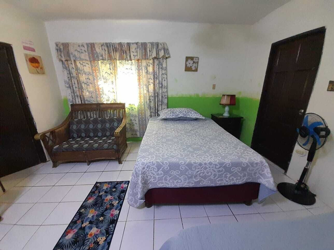 Bedroom 3, Comfort Kingdom Villa Bed & Breakfast