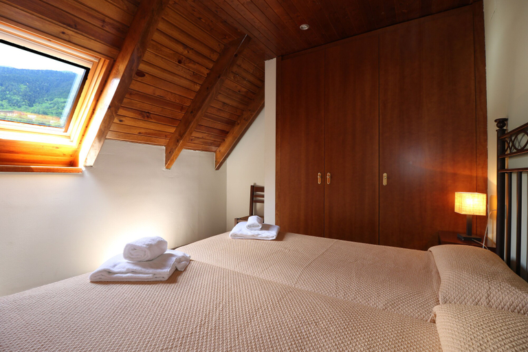 Bedroom 2, Aparthotel Eth Palai, Lleida