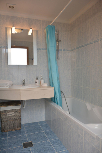 Bathroom 3, Atlantic Home Apartment, Santa Cruz