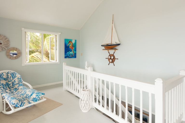 Bedroom 3, White Caps