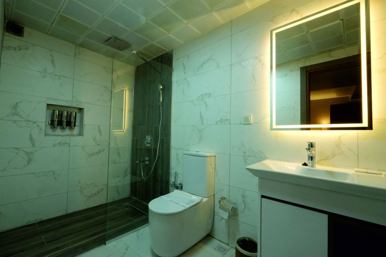 Bathroom 5, Varyant Hotel, Konak