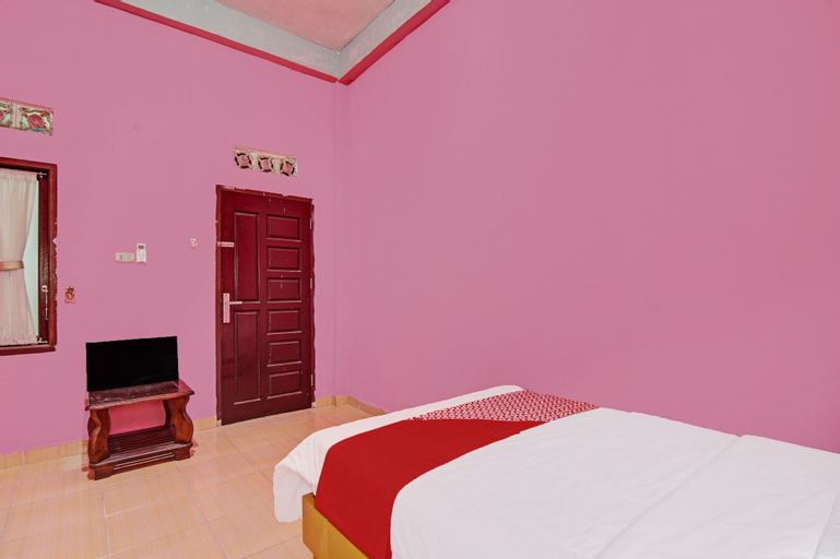 Bedroom 3, OYO 92302 Salsa Homestay Syariah, Kampar