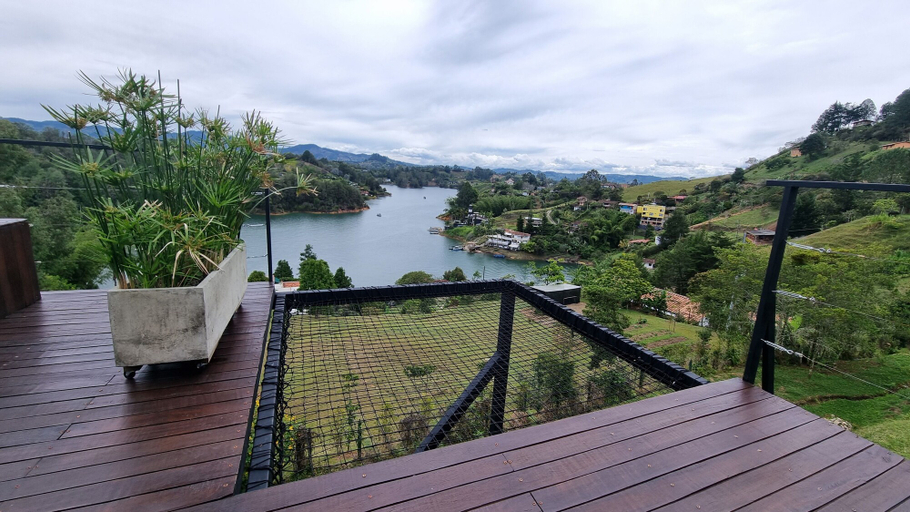 Others 5, Woodside Ecoliving Guatape, Guatapé