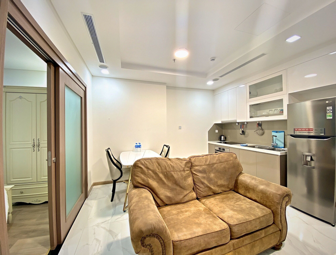 Dining Room 9